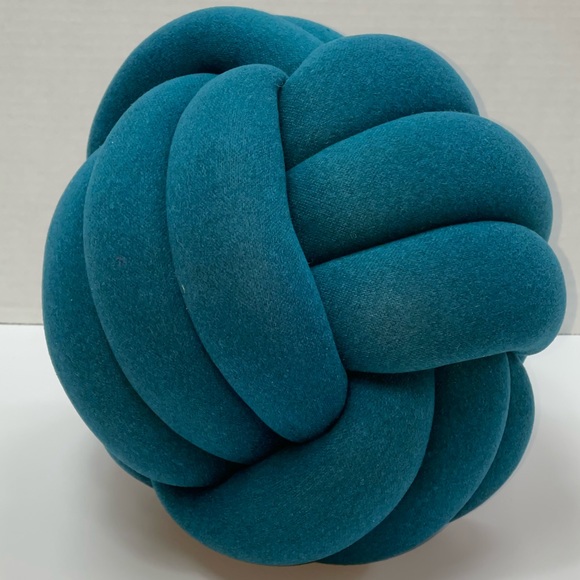 Knot Ball Throw Pillow Knotted Soft Plush Couch Bed Cushion Home Decor Accent gf - Picture 4 of 10